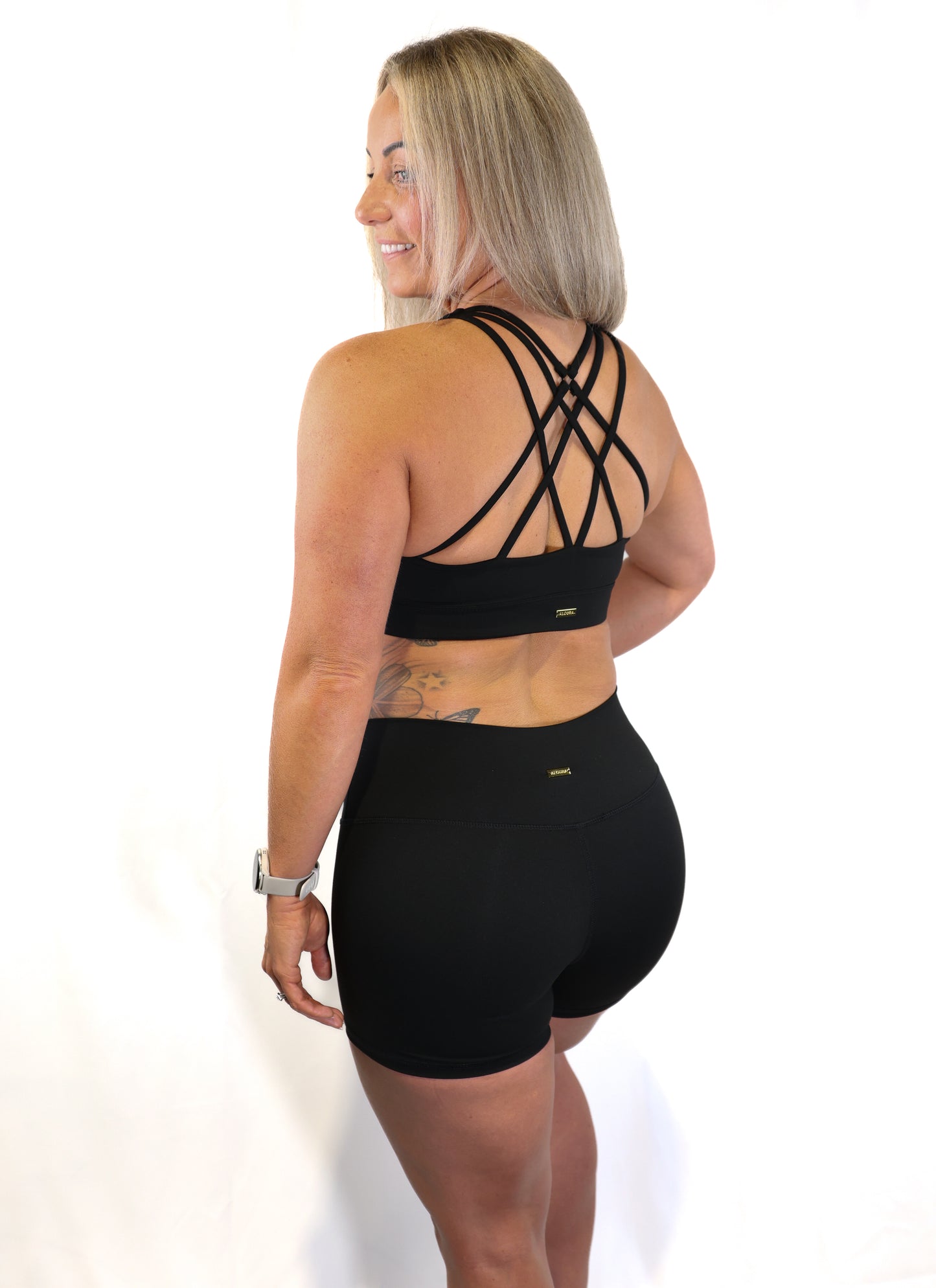 Élan Shorts